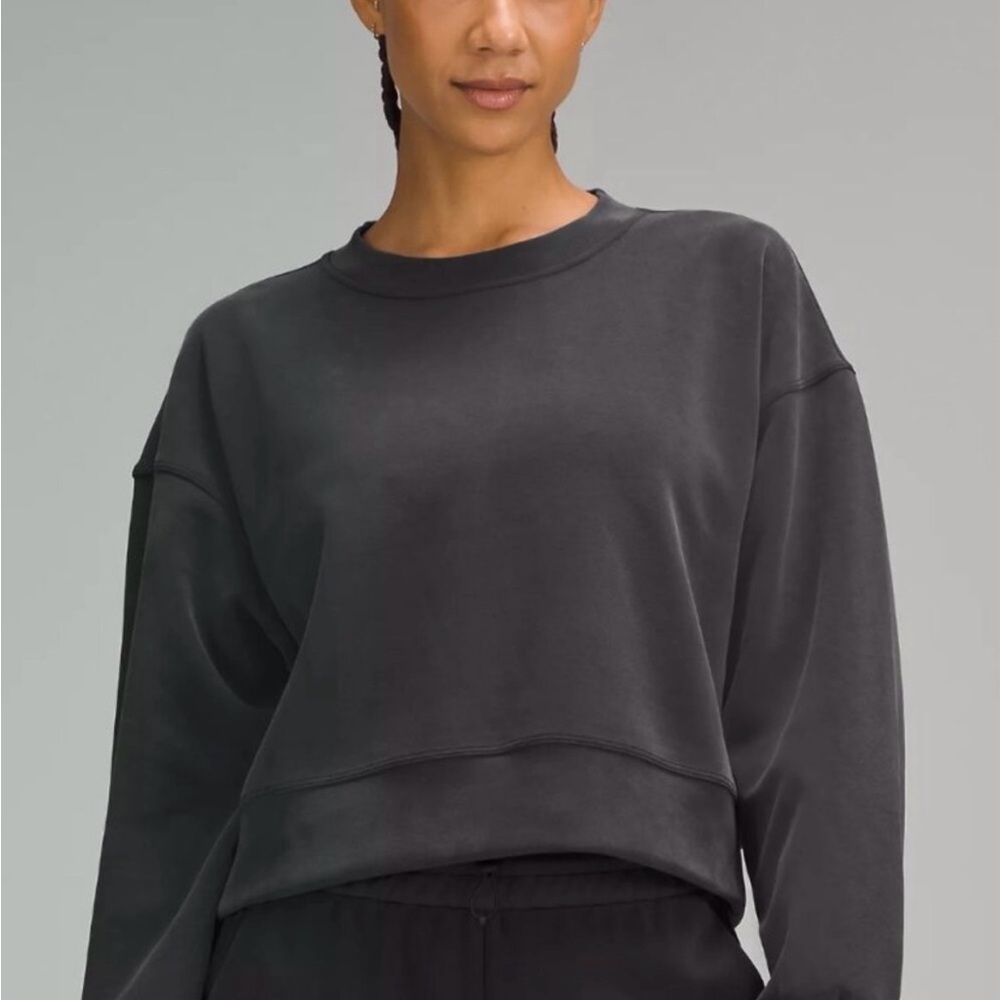 Lululemon Sweat Set - Women's Charcoal Crewneck W/ Matching Crop Sweatpants